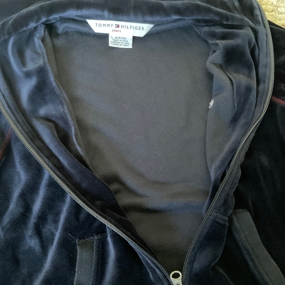 TOMMY HILFIGER - matching tracksuit - Picture 4 of 8